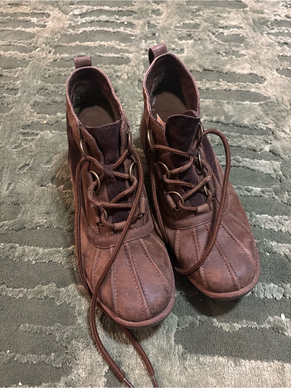 UGG Men's Brown Lace-Up Leather Duck Boots